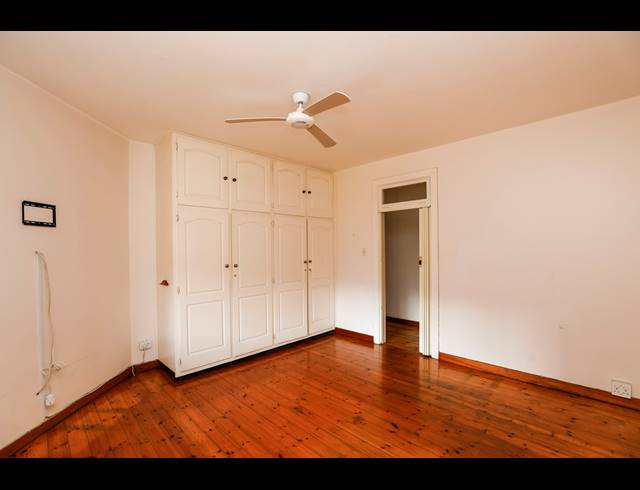 2.5 BEDROOM APARTMENT FOR SALE IN GLENWOOD